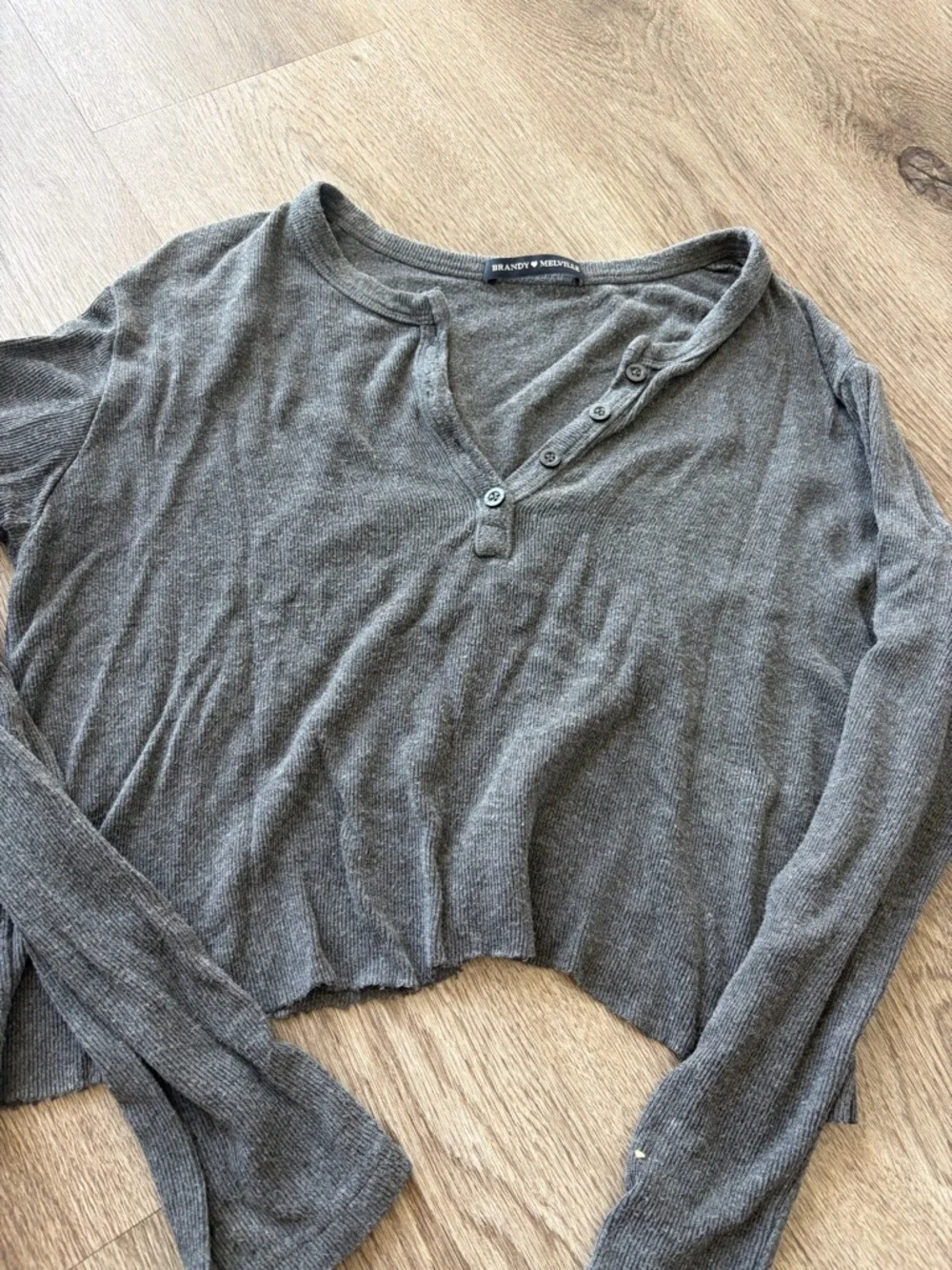 Brandy Melville grey long sleeve - Picture 1 of 2